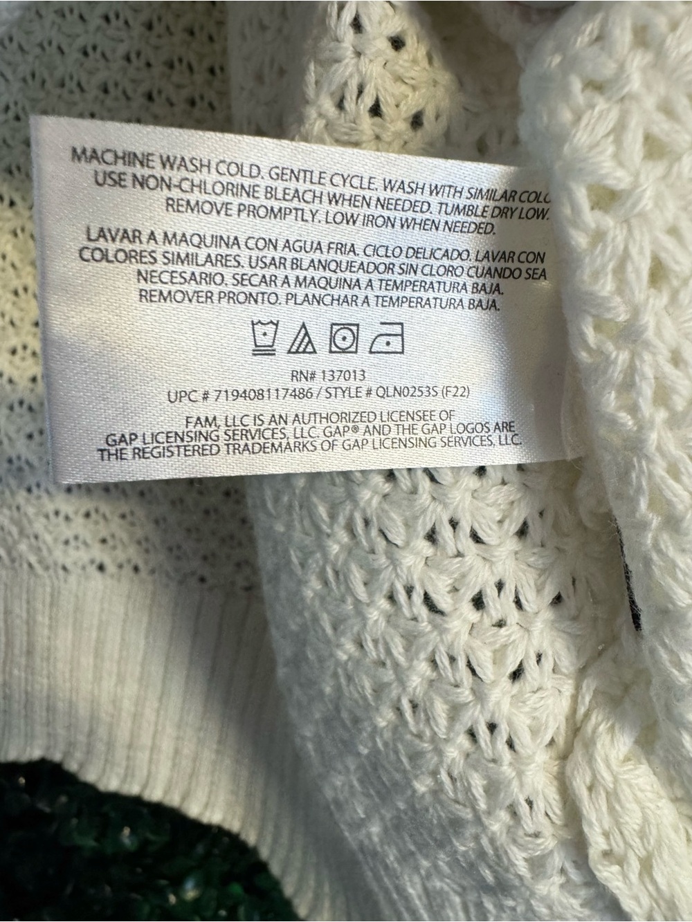 GAP Cream Knit Crewneck Sweater Size Small - Picture 6 of 8
